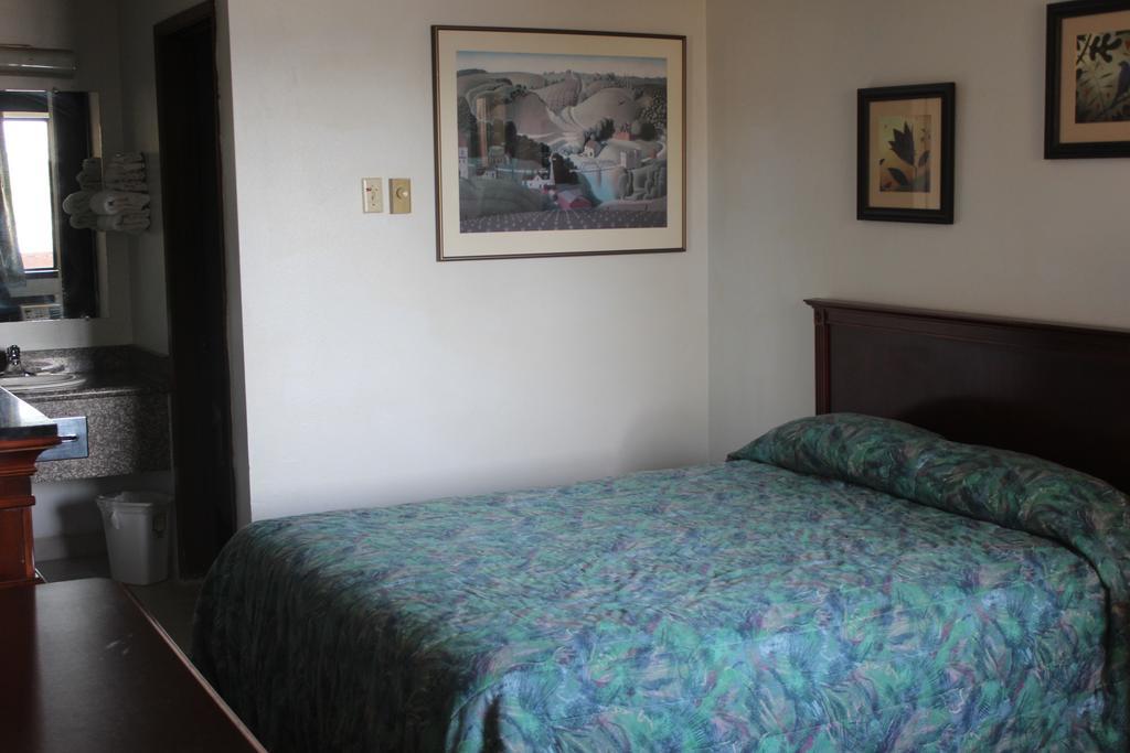 פייף Kings Motor Inn חדר תמונה